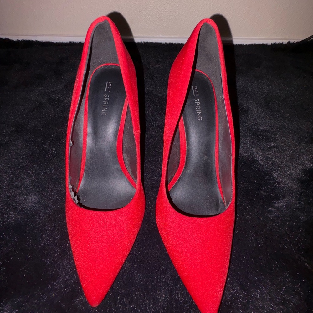 Elegant Red Stiletto Heels - Picture 4 of 10
